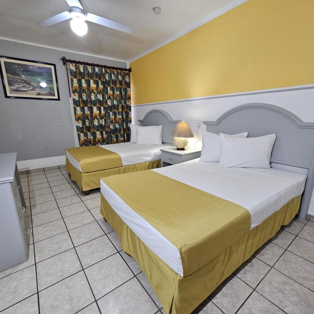 Hotel Costa Brava Manzanillo Esterno foto